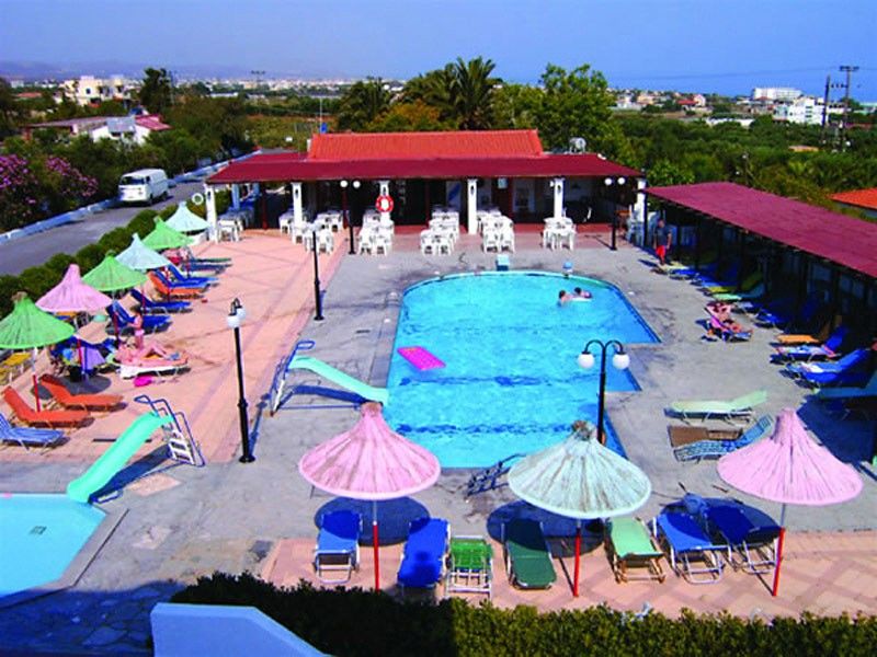 Hotel Galini Anissaras Facilități foto